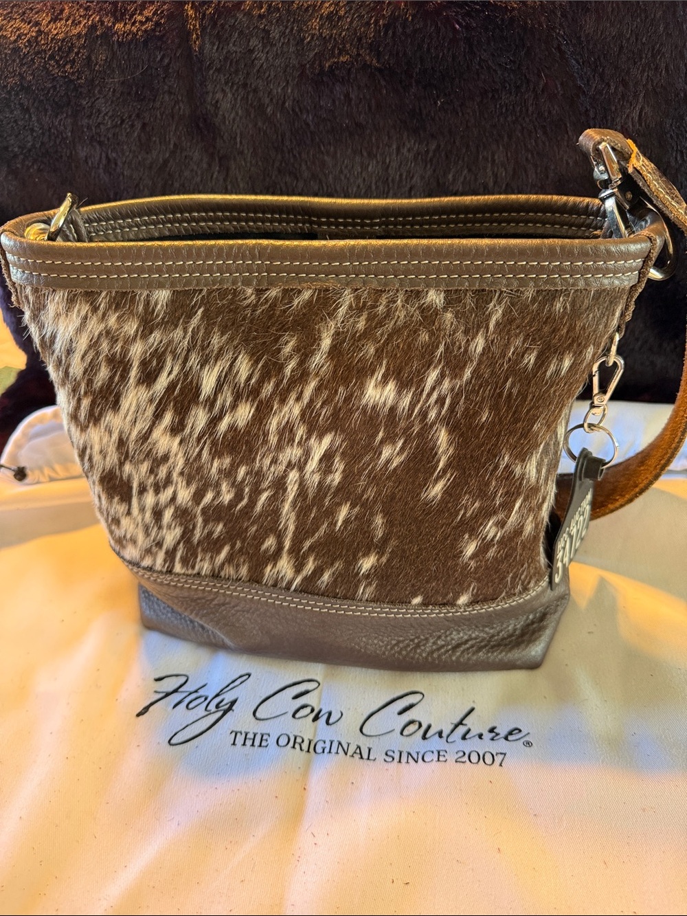 Mini Messenger Brown and White HOH